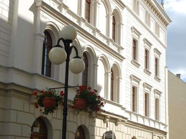 Biuro 21 m² na Rynku w Dzierżoniowie z windą i monitoringiem
