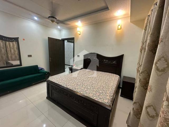 E11/4 Madina Tower Luxury 3bed Flat For Sale