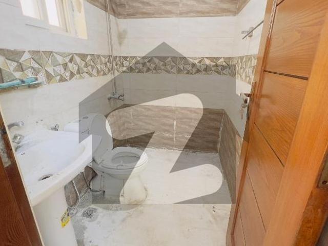 E11/4 1 Kanal Full House 9 Bedroom E 11/4