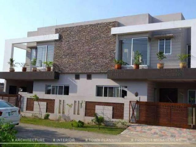 E11/3 Multy Ground Portion 500/Gaz With Lawn Very Reasonable Rent Islamabad E 11 ID 42292
