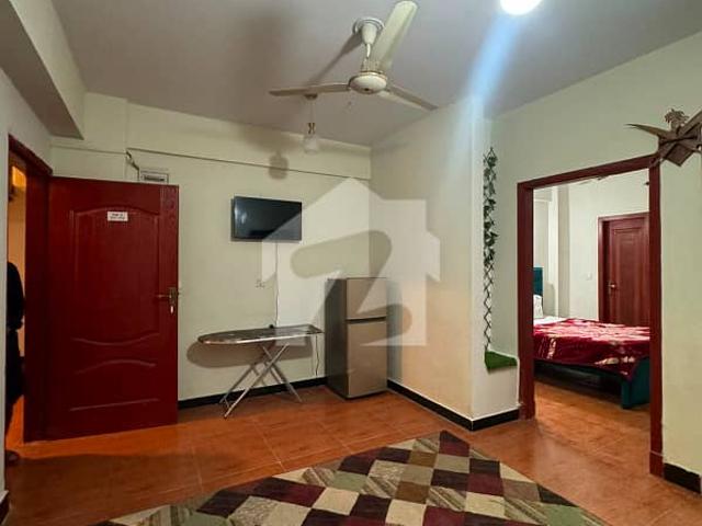 E11 2bedRooM fully furnished apartment available for rent