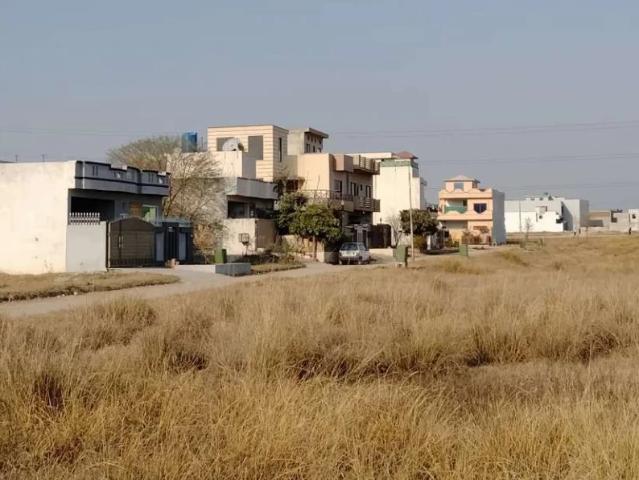 E16 Roshan Pakistan 7 Marla possession plot Available for sale Islamabad G 10 ID 61051