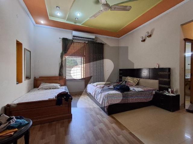E1 Block Kanal Owner Build Bungalow Fir Sale VIP Locations Wapda Town Phase 1 Block E1