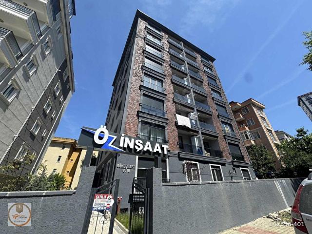 E5 YÜRÜYÜŞ MESAFESİNDE KONFORLU KALİTELİ KAPALI MUTFAKLI 2+1