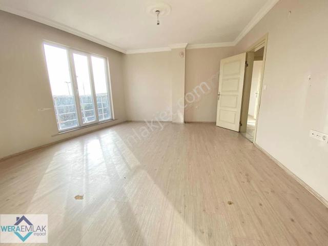 E5 İn Dibinde Arakat Asansörlü Daire