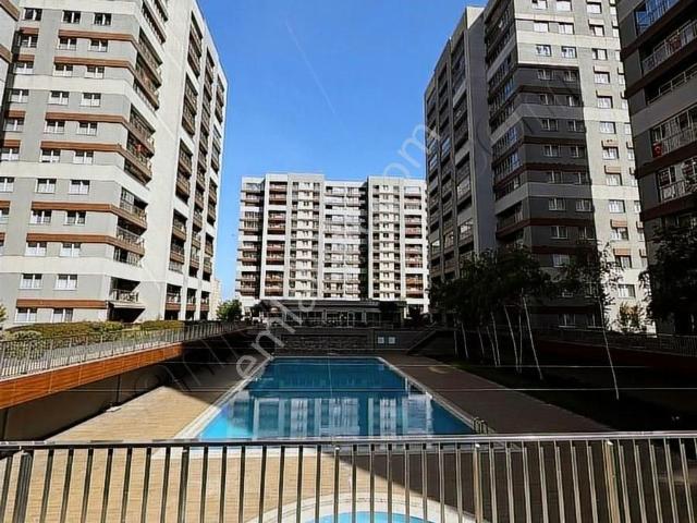 E5 metrobüs Beylikdüzü Makyol Yaşam 1+1 Geniş Kiralık Daire