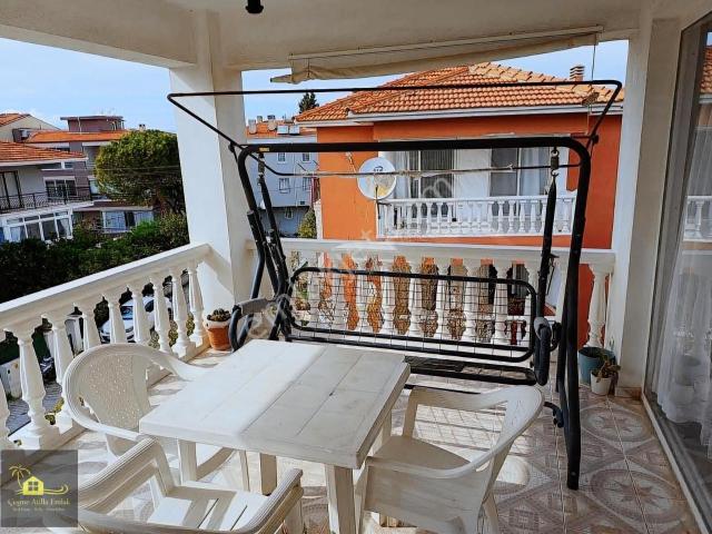 Çeşme Musallada Marinaya Yakın Çok Geniş 2+1 Daire
