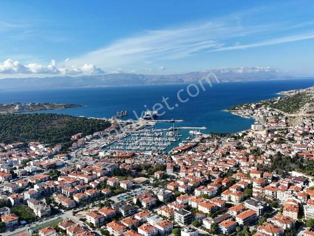 Çeşme Marina Yakını Yıllık Kiralık Eşyalı 2+1 Daire
