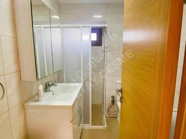 Çeşme Ovacık Sağlık Sitesi Kiralık 4+2 Tripleks Villa