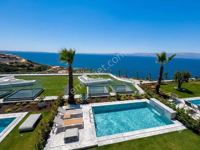 Çeşme Ayasaranda Noa Terrace'da Full Manzaralı Müstakil 4+1villa