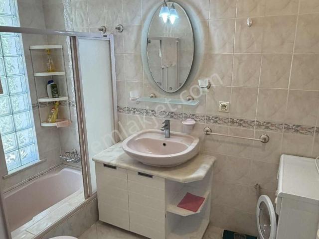 Çeşme Boyalık Denize Sıfır Kiralık Villa