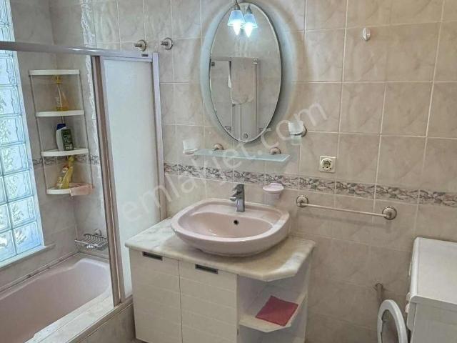 Çeşme Boyalık Denize Sıfır Kiralık Villa