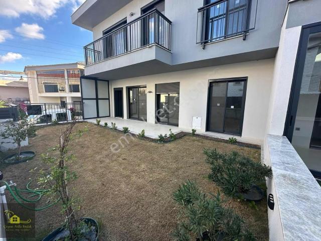 Çeşme Dalyan'da Bahçeli 2 + 1 Ferah Daire