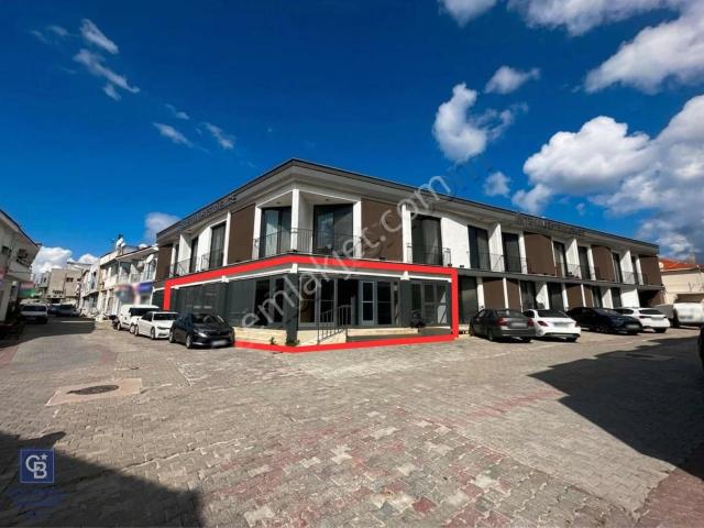Çeşme Dalyanda Kiralık İşyeri 435 M² Zincir Marketler Yanı