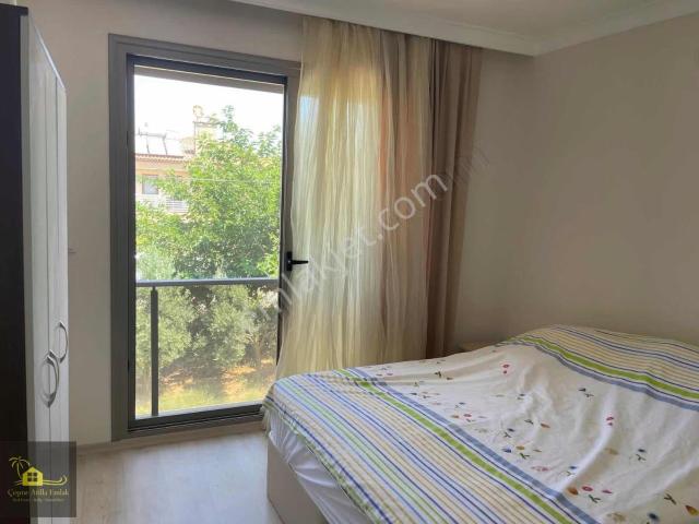Çeşme Çiftlikköy'de Denize 150mt Mesafede Deniz Manzaralı 2+1