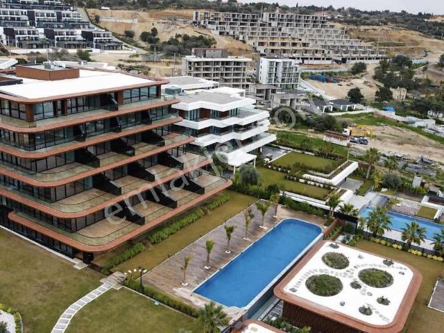 Çeşme Rısıng Rosaranda'da Denize Sıfır Lüks Yaşam
