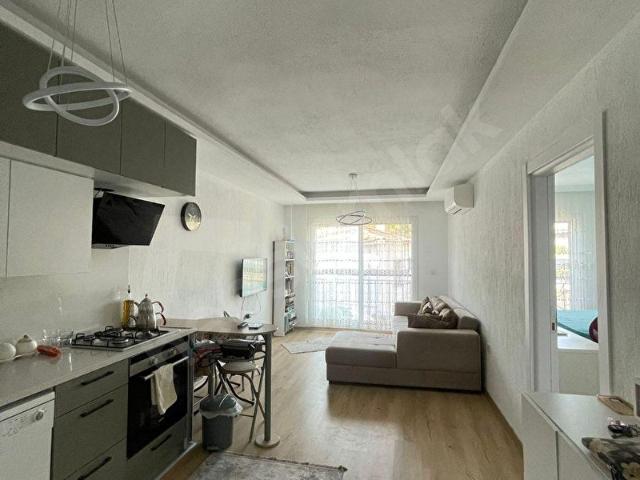 Çeşme Reisdere merkez'de kiralık mobilyalı 1+1 daire