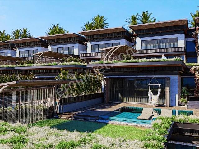 Çeşme'de Denize Sıfır Yatırımlık Kaçırılmıyacak Fırsat Villa