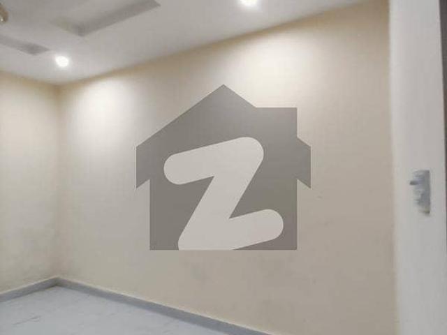 E block mini merkaz 2 bed 1 bed flat for rent
