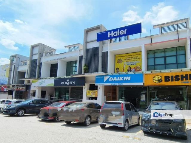 E Boulevard, Denai Alam