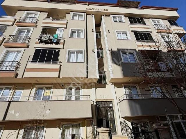 Çeçen Emlak'tan Şıngah Mahallesın'de Kiralık 3+1 Daire