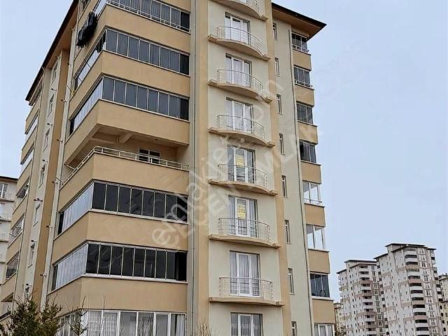 Çeçen Emlak'tan Arkent Sitesinde Satılık 3+1 Daire