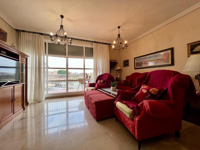 Espectacular piso en Noreña con COCHERA, TRASTERO y PISCINA