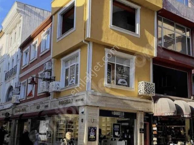 E.g.a Gayrimenkul Fidangör Üzerinde Satılık Fırsat Ofis !