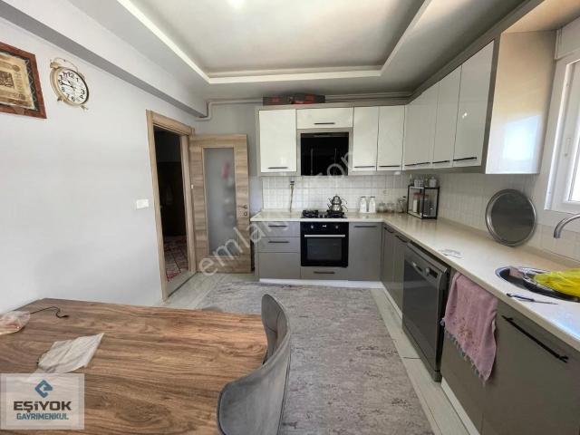 Eşiyok Tan Torbalı 7 Eylül Mh. 3+1 Satılık Daire