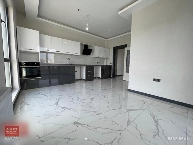 EŞİ BENZERİ YOK ! WAW KULE'DE 'SIFIR' 5+1 220m2_VE BULVAR MANZARALI BU FİYATA KALMADI !