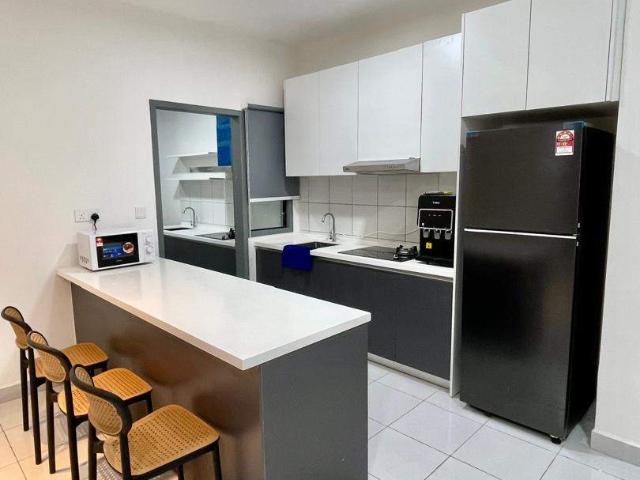 E ISLAND @ MIXED UNIT @ PUCHONG SOUTH CONDO FOR RENT @ SMART LOCK