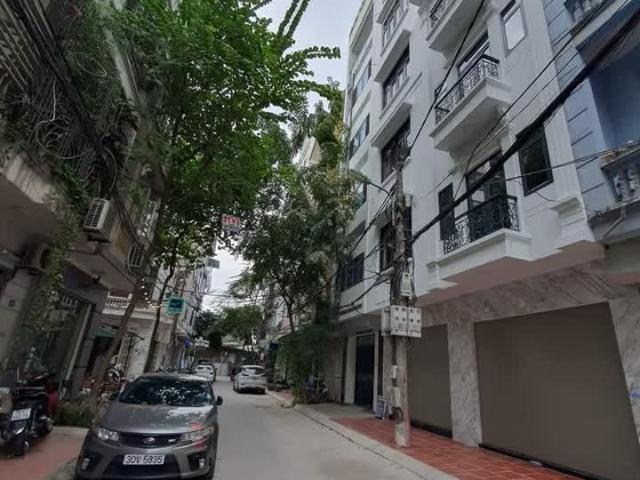 ĐẸP VÔ ĐỐI 7 Tầng Thang Máy Phố Mai Dịch 56m2/ MT 4.3m chỉ 23.5 Tỷ, Ô tô Tránh