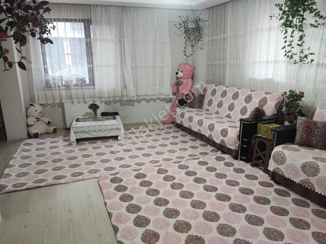 Eşref Dinçer Mh. Satılık 3+1 Daire Geniş Daire