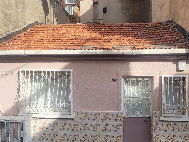 Eşrefpaşa izmirpark avm yakını satılık mustakil ev