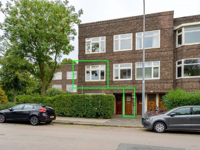 E. Thomassen à Thuessinklaan 37a, 9713JS, Groningen, 9713JS