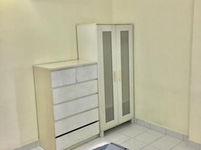 E Tiara Serviced Apartment