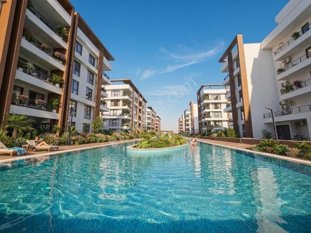 Eşyalı 1+1 Ara Kat / Havuz Manzaralı Geniş Daire