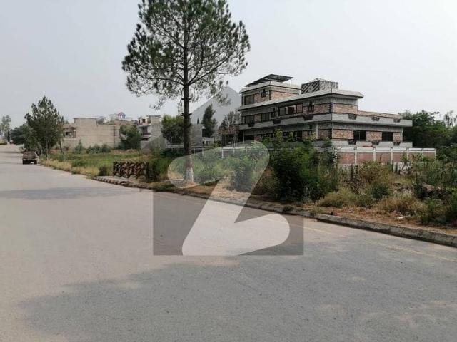 E 18 Health Enclave Islamabad Commercial Plot With Huge Parking