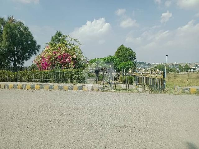 E 18 Health Enclave Islamabad Corner Residential 600 Sy Yds Plot on 60 feet wide road