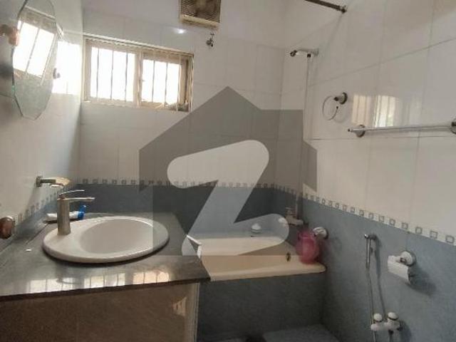 E 11/3 Mind Blowing Location What A Outstanding Double Storey House For Rent E 11/3