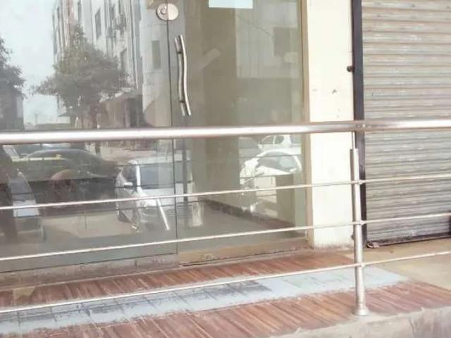E 11/1, Multi 1 Markaz, Corner Shop, 11/15 for Sale in just 45 lac. Islamabad E 11 ID 62743