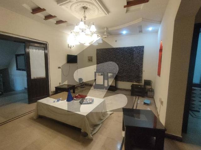 E 11 Mind Blowing What A Outstanding Ground Portion For Rent
