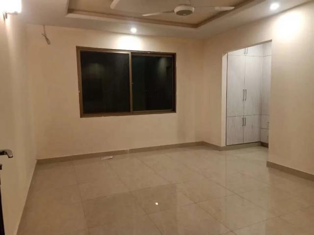 E 11 APOLLO TOWER 3 bed flat Available for rent Islamabad E 11 ID 45539