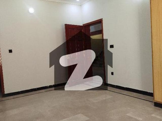 E 11 Beautiful House 16 Marla having 6 Bedrooms Attached Washrooms DD 2Tv Lounge SQ 2 Kitchen Rent 3.70 Lac E 11