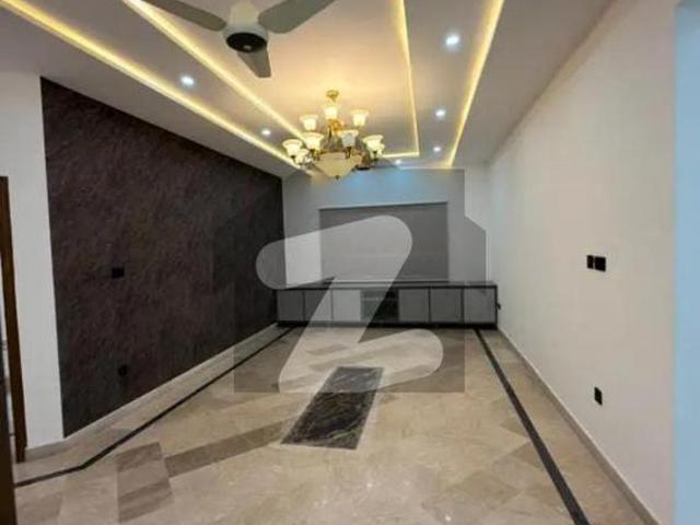 E 11 Beautiful House for sale E 11/3