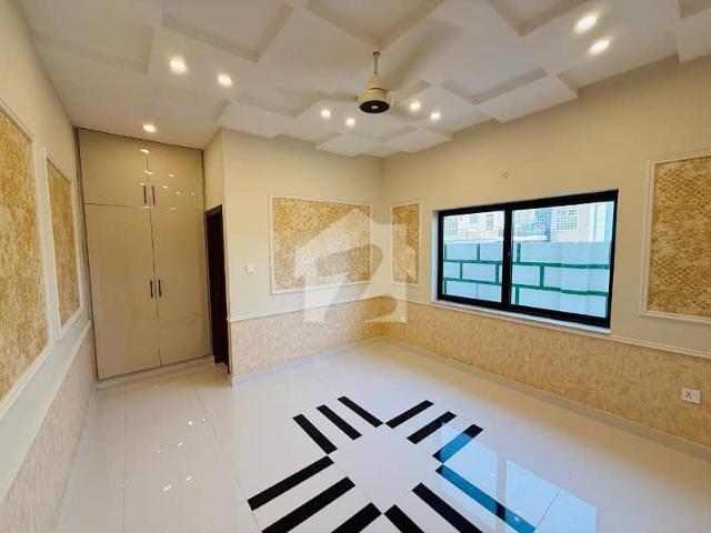 E 11 Brand New House 10 Marla Having 5 Bedrooms Attached Washrooms DD TvL Demand 9 Crore