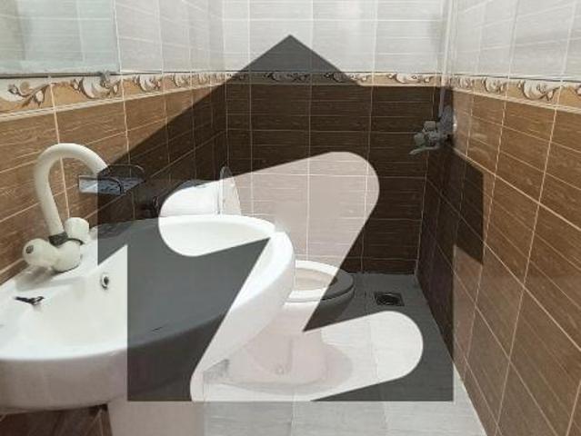 Investors Alart don't miss this Golden opportunity, E 11 House 8 Marla Having 5 Bedrooms Attached Washrooms Drawing With Powder Washroom 2TvL 2Kitchen Electric, Gas & Boring Available Demand 5.90 Crore negotiable Direct deal with owner E 11