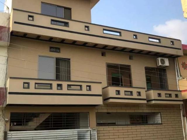 E 11 2 bedroom rent uper portion for rent marbal floring Islamabad E 11 ID 16627