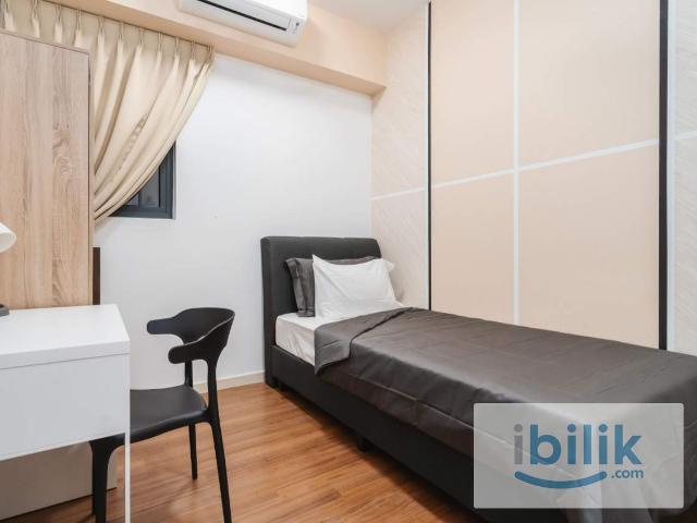 E 33 03A ROOM 4