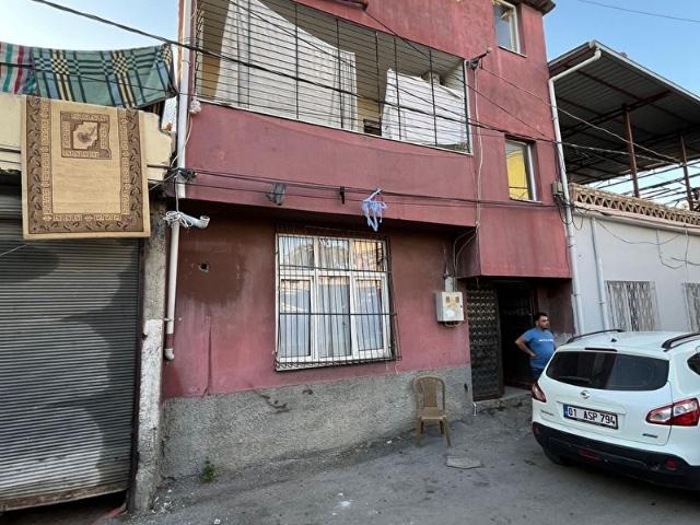 E 5 şenbayrak petrol arkası 2katlının 1.katı müstakil ev